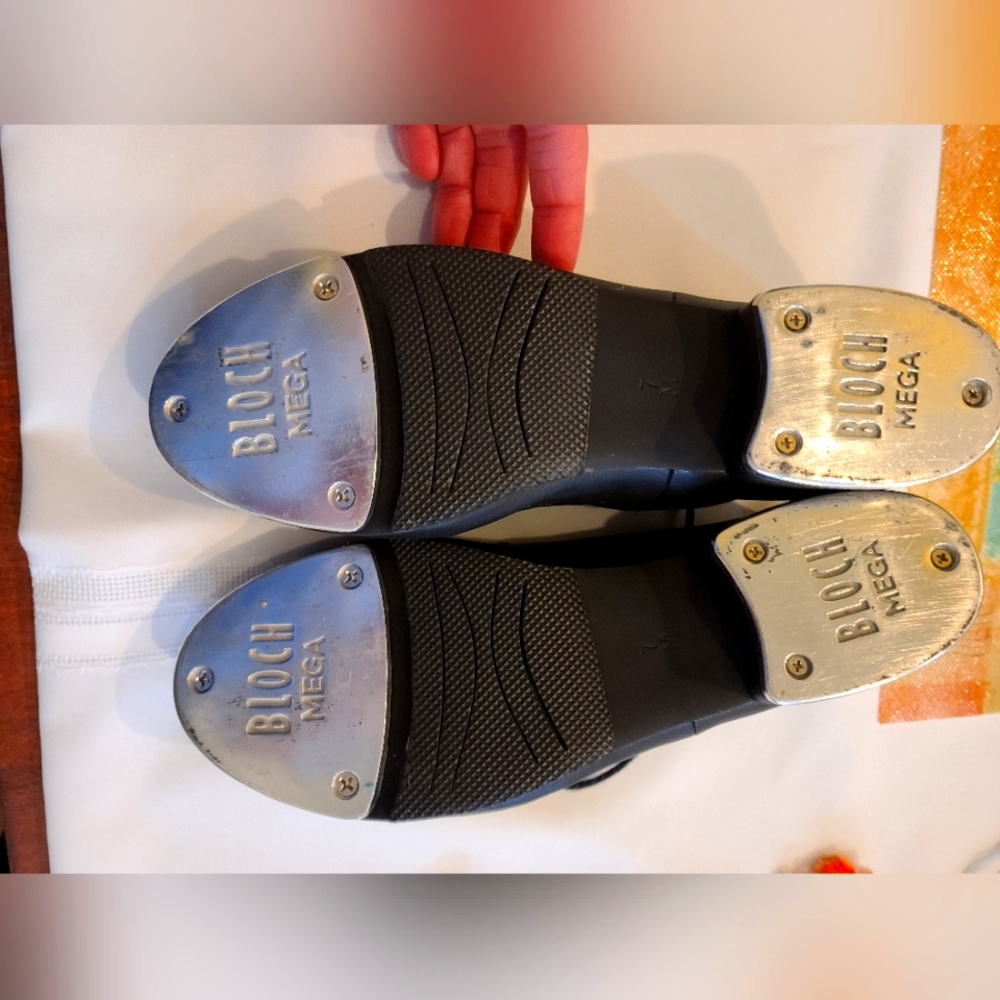 Tap shoes